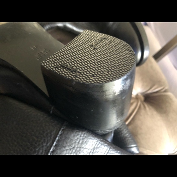 Gucci boots. Size 8…Serious buyers only! - Picture 7 of 11